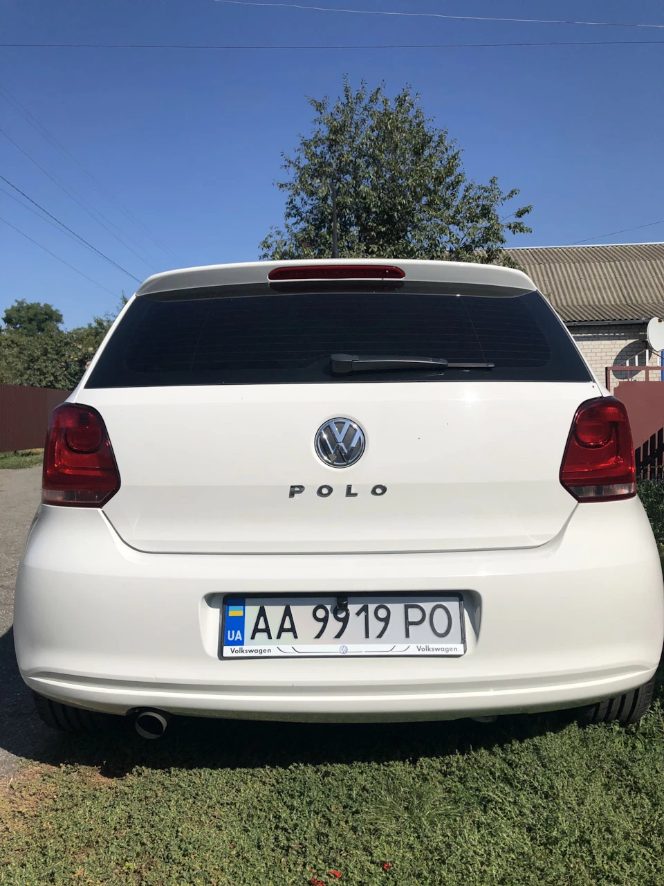 Литера POLO в центр