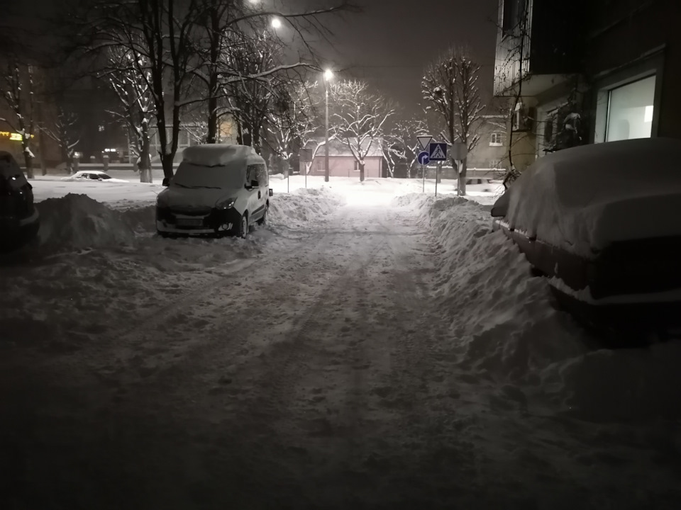 Дворове чищення снігу 2
