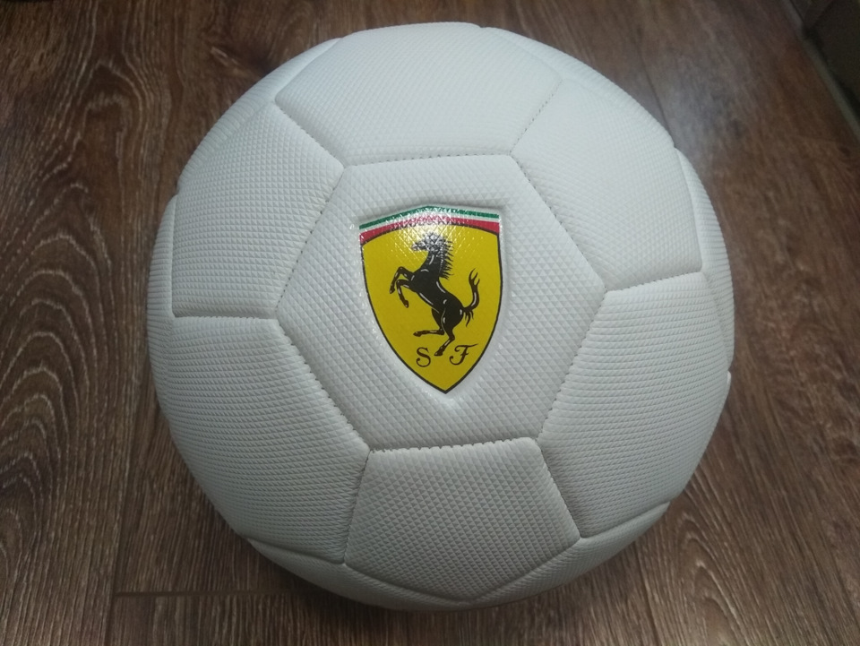 Футбольний м'яч Ferrari 2