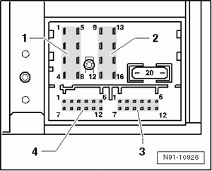 Магнітол RCD-310 і майже штатний AUX 1