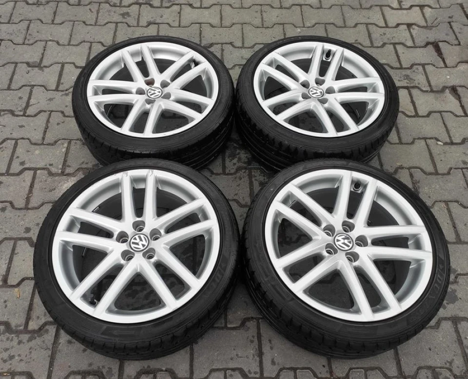 Хочу диски Borbet R17 5x100 ET35 за стерпною ціною!)