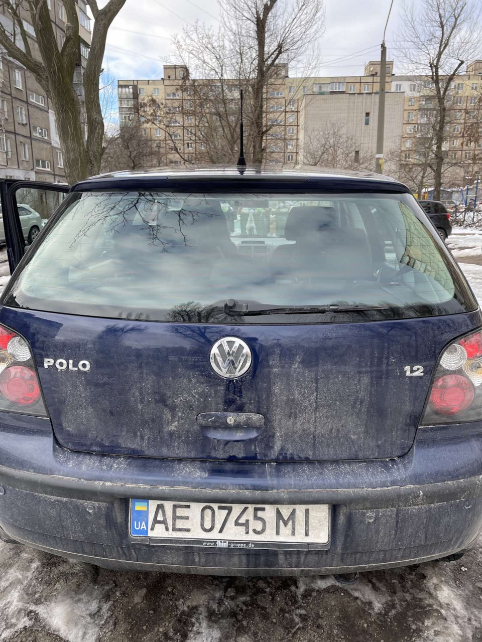 Задній чорний стоп сигнал з аллі 2
