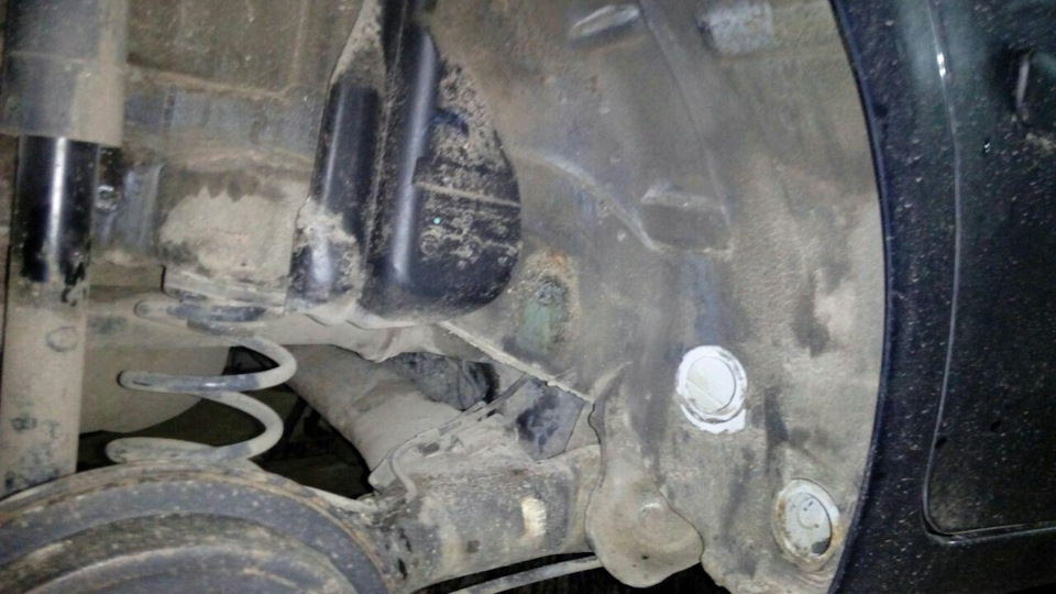 Антикорозійна обробка кузова автомобіля Volkswagen Polo mk4 (9n) 2002р 4