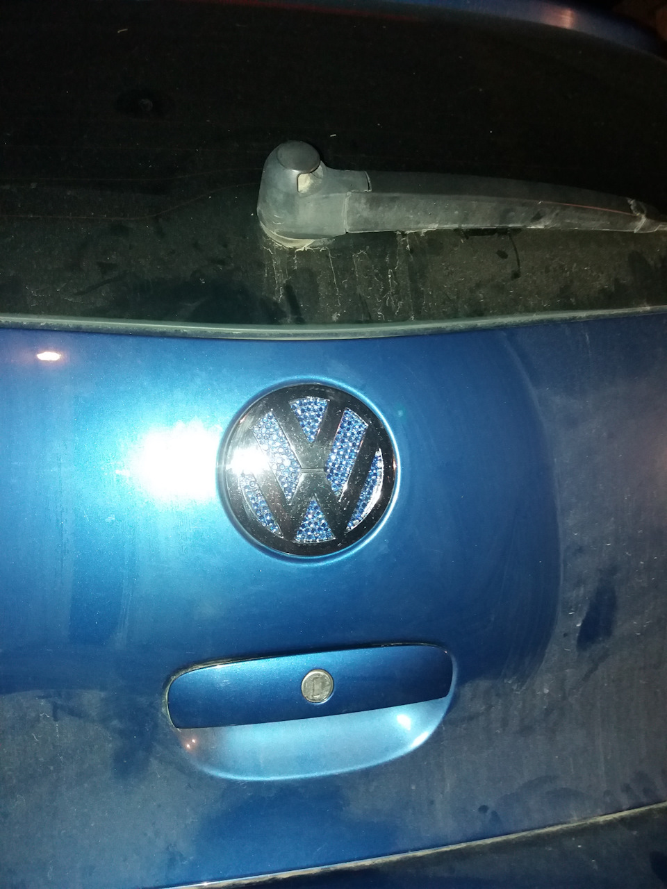 VW у стразах 5