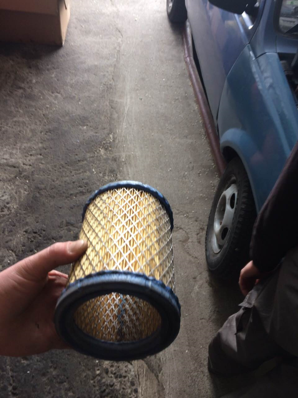 Залив я двигун, КРИК ДОПОМОГИ( 1