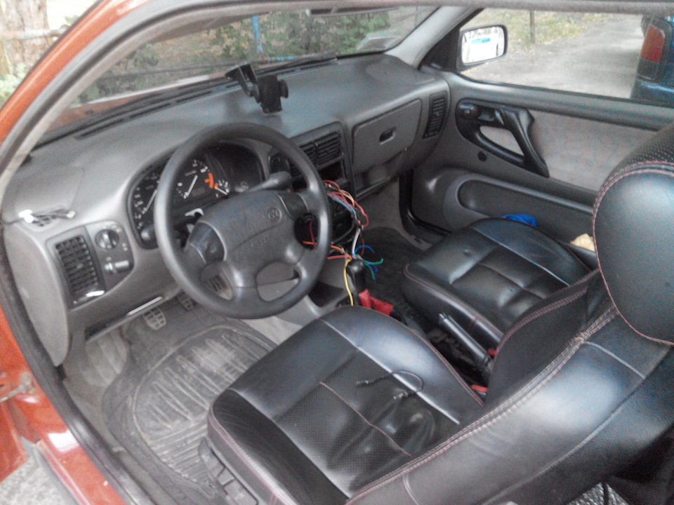 Змінюю сидіння від BMW E36 купе! Пропонуйте)) 3
