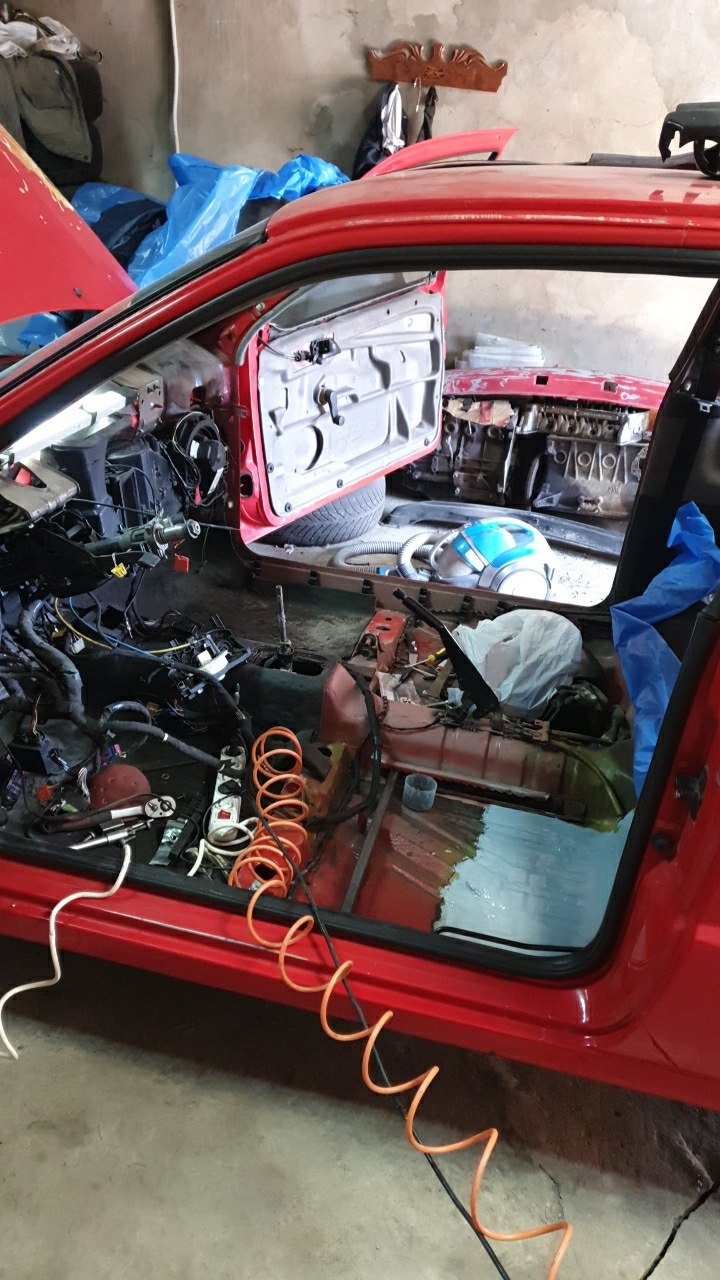 Продовжуємо серію збирання авто. 2
