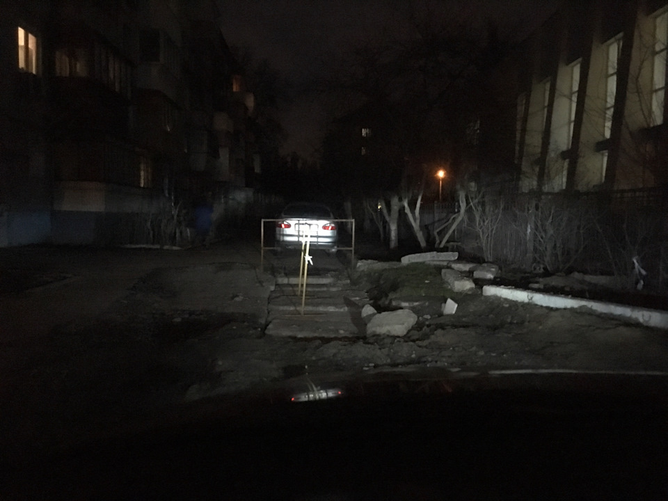 Заміна головного світла 4