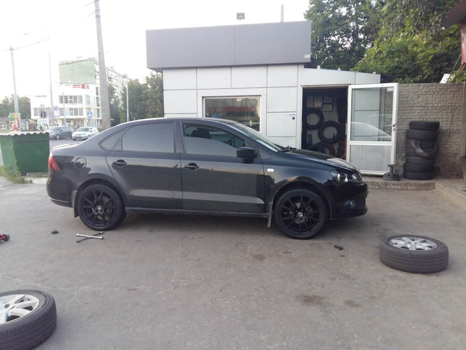 17 диски Spaider від octavia RS на Polo поло 3