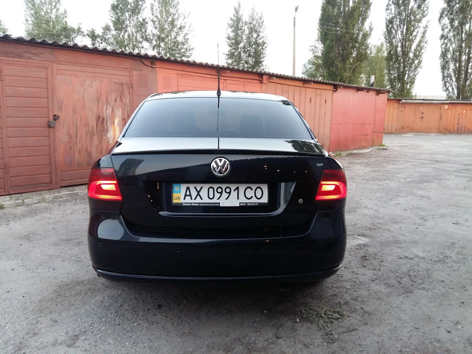 Продам свою машину Polo sedan highline максималка 7999