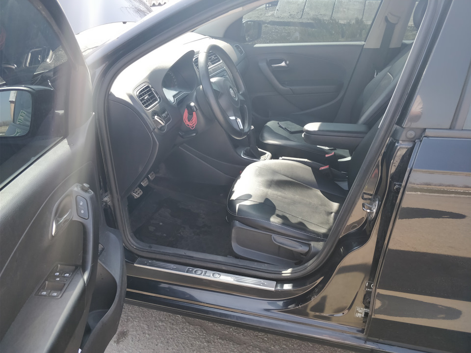 Продам свою машину Polo sedan highline максималка 7999 2