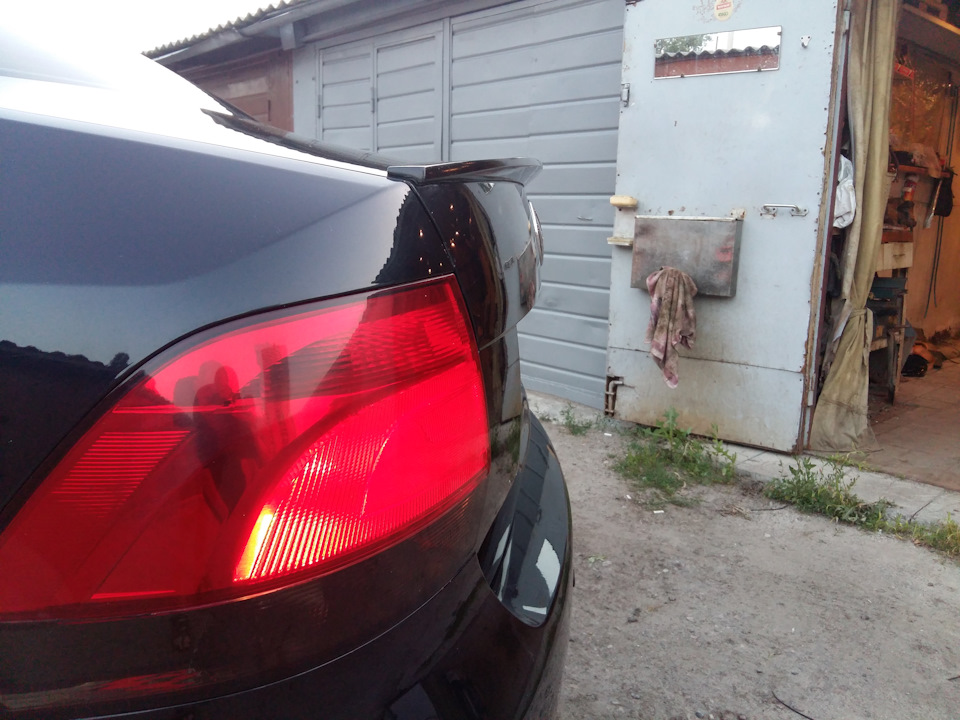 Продам свою машину Polo sedan highline максималка 7999 5
