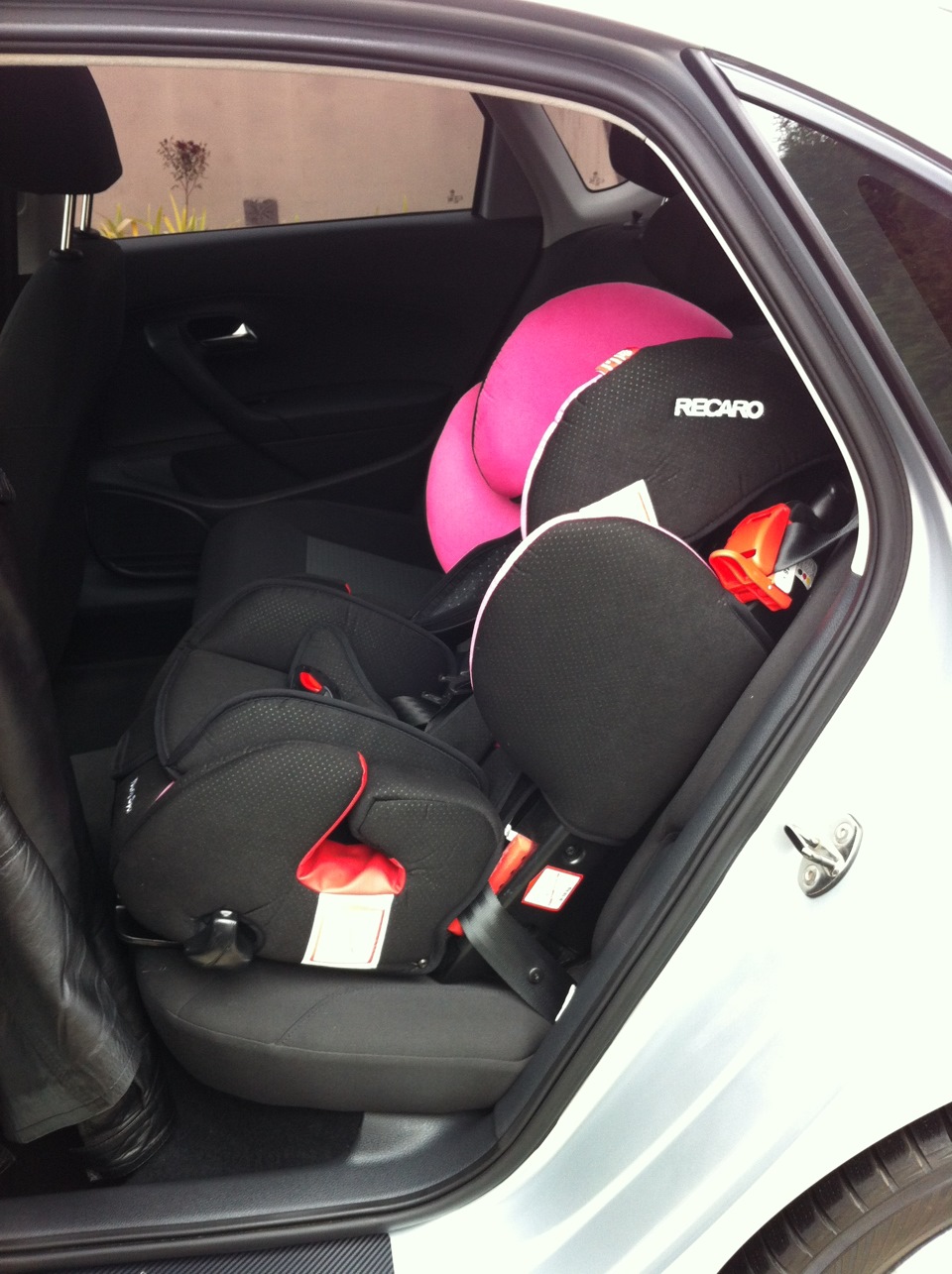 Дитяче автокрісло RECARO Young Sport 1