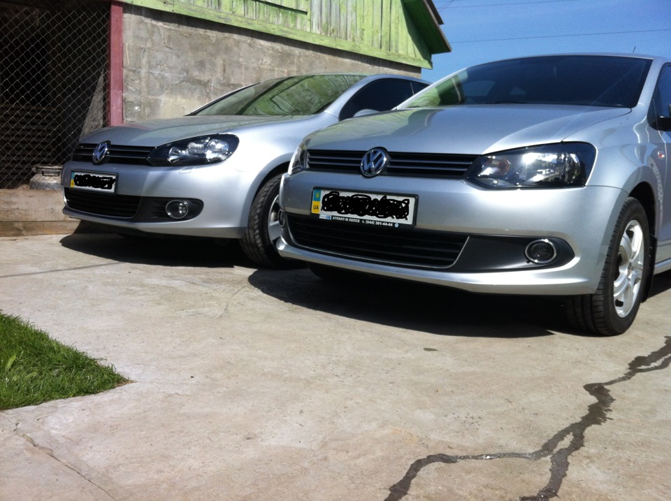 Polo Sedan vs Golf VI 1