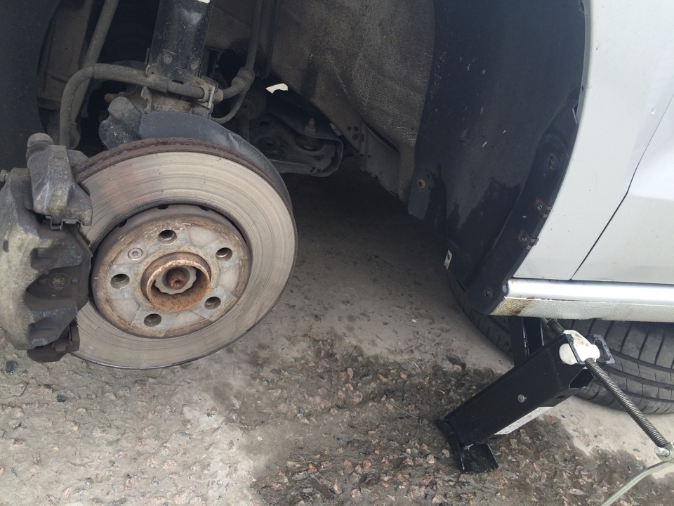Встановлення нових Бризговиків Lada Locker 3