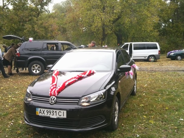 На весіллі 2