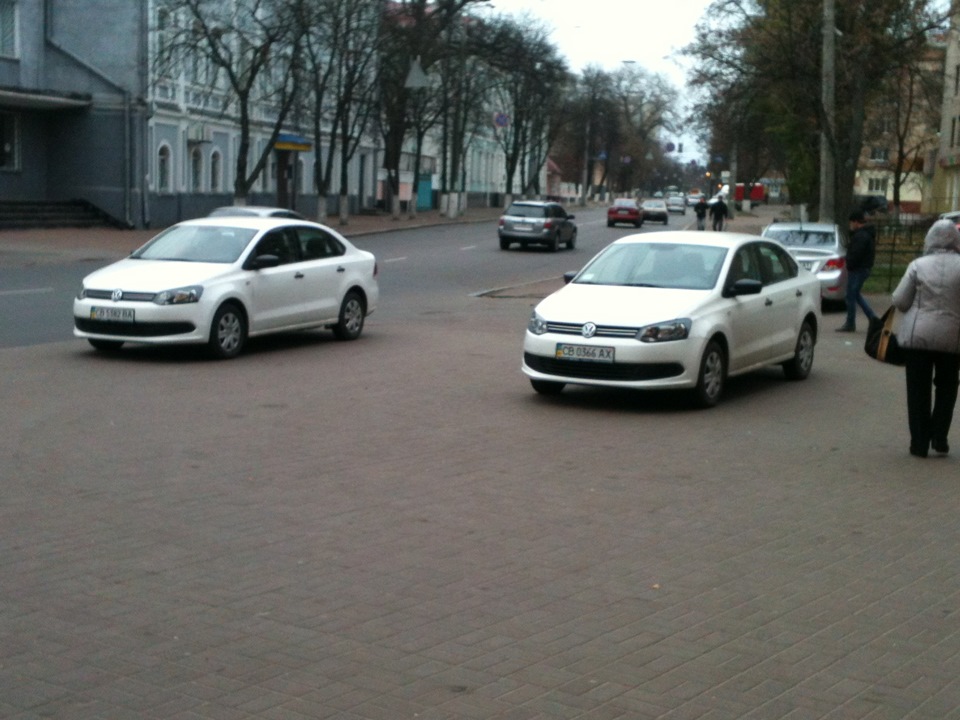 Брати, зустріч на парковці 3