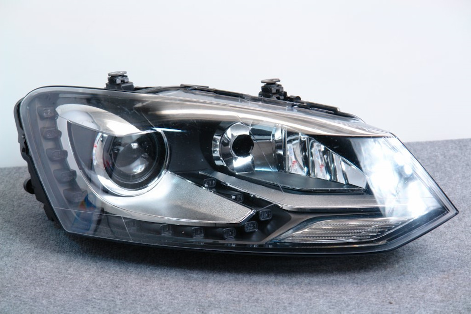 HeadLight upgrade за 100$ або Бі-лінзи в штатну оптику Polo V своїми руками 2