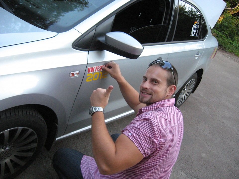 Наклейки або підготовка до Volkswagen Fest UA 2012 2