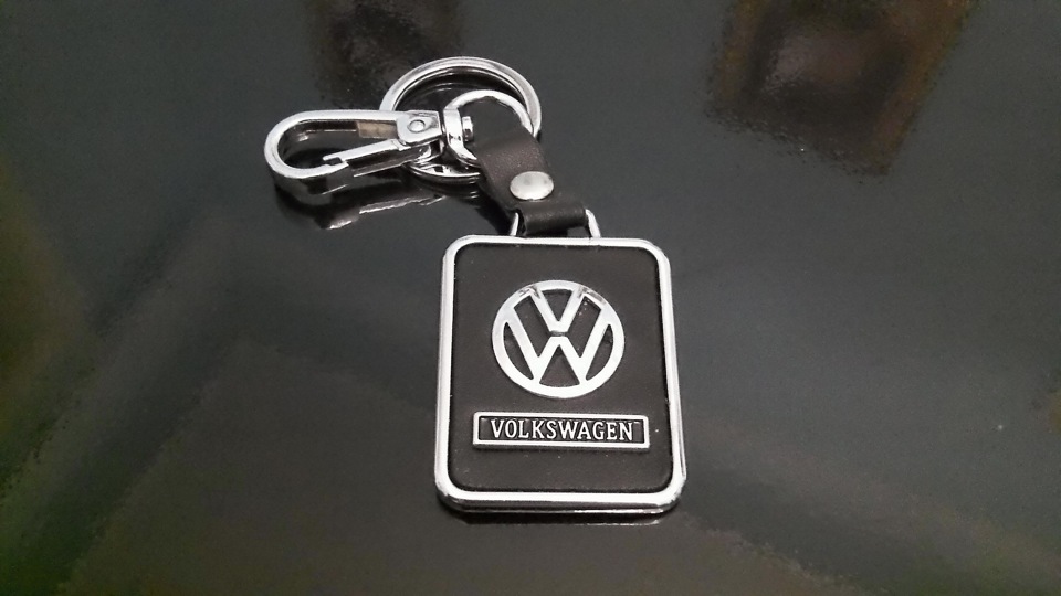 Брелок VW (продам) 1