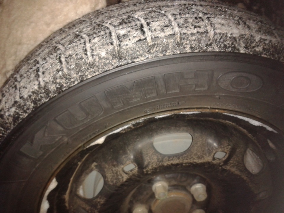 Kumho Ice Power 1
