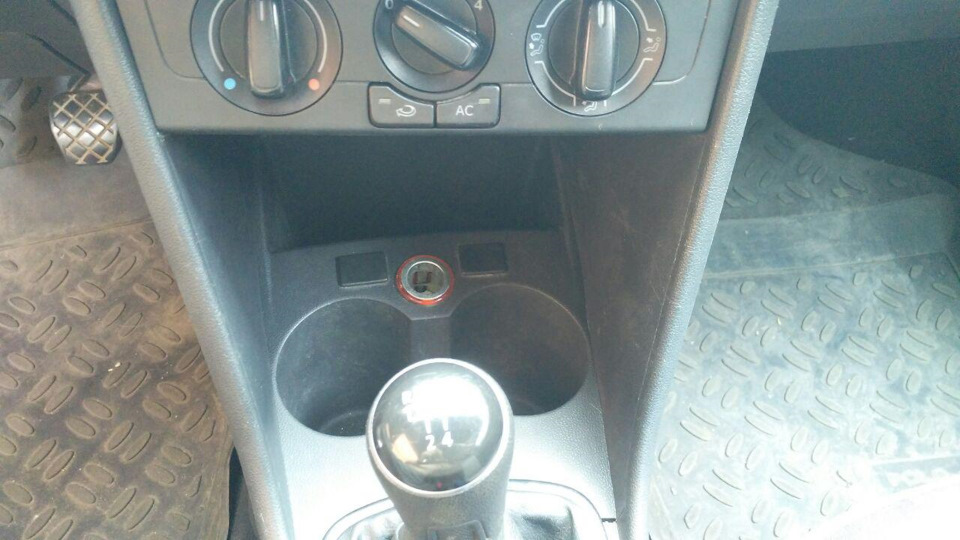 Приховане харчування для реєстратора 5