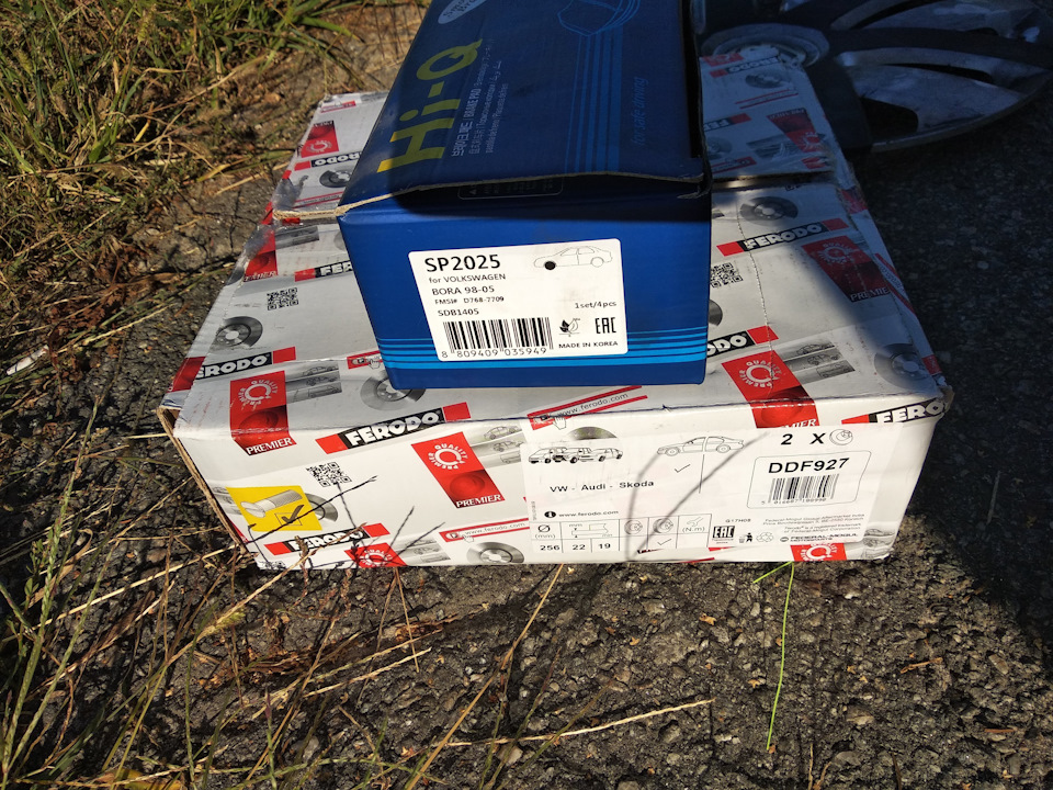 Заміна передніх гальмівних дисків та колодок супорт fs-III 2