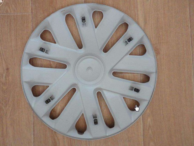Куплю 1 ковпак r15 2