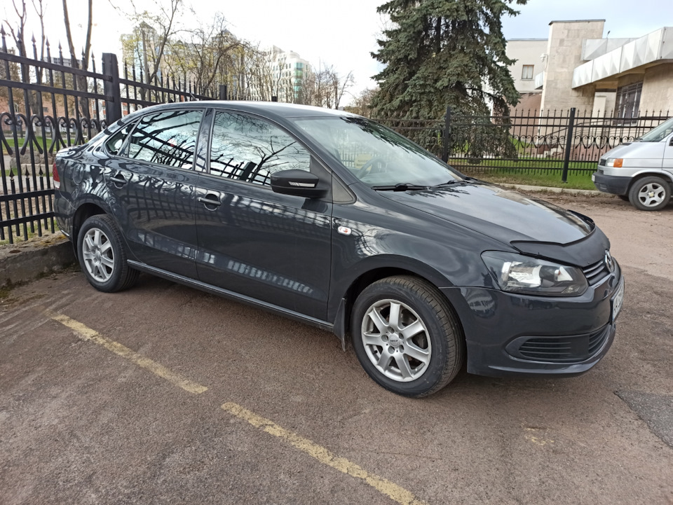 Літня гума на литих дисках 3