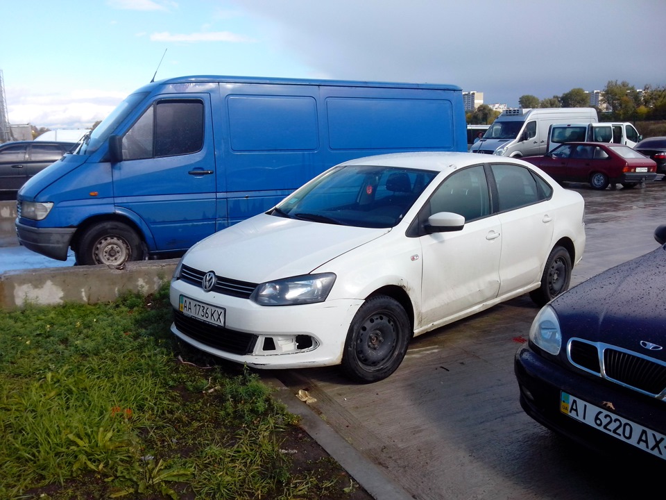 Убитий Polo 1