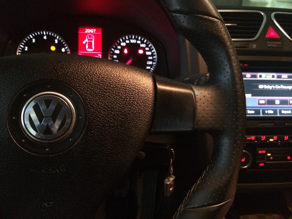 Продаю кермо vw R32 mk5 2