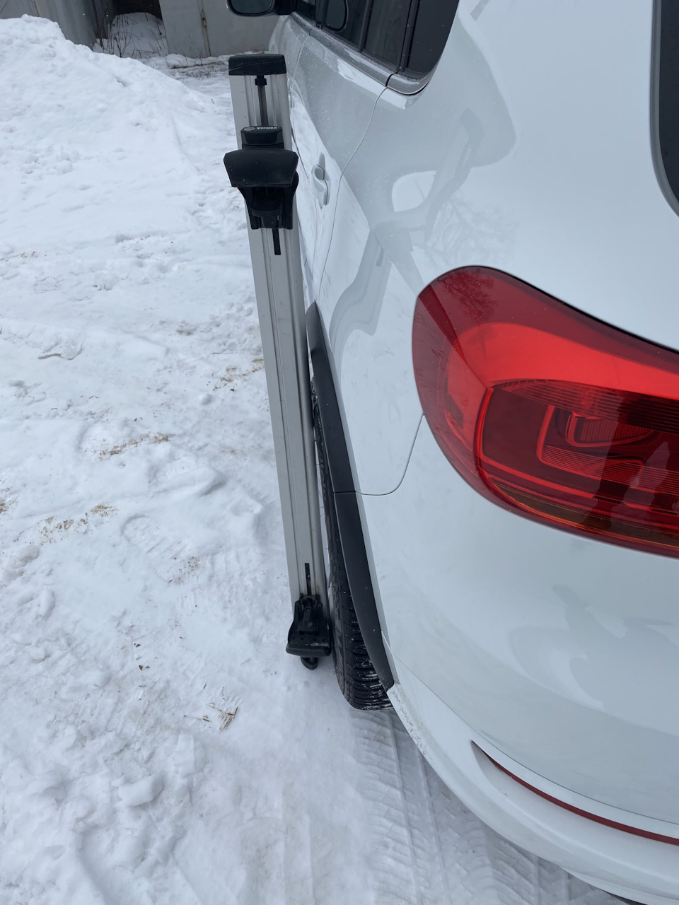 Проставки 25 мм. Tiguan. 5
