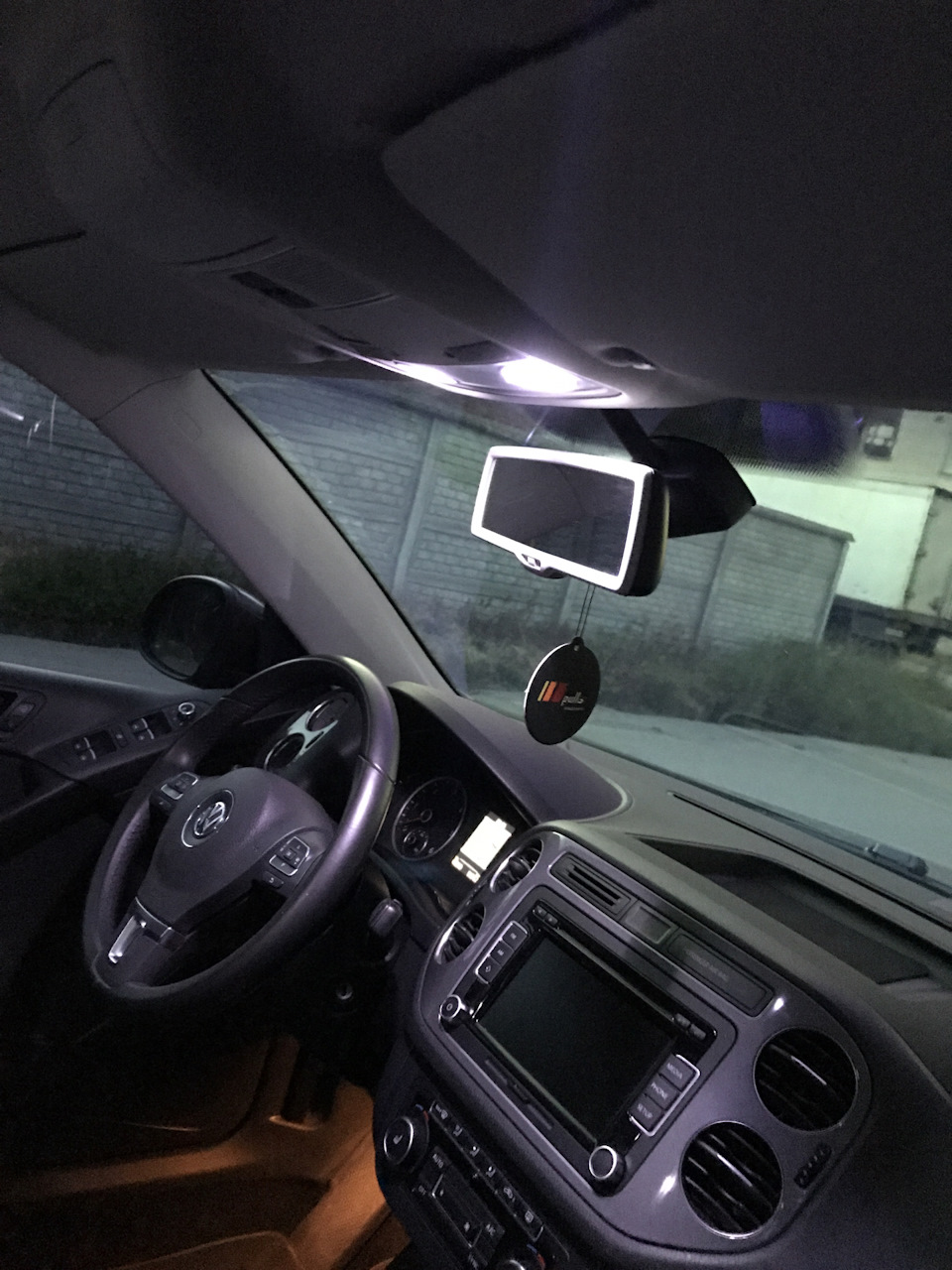 LED 1