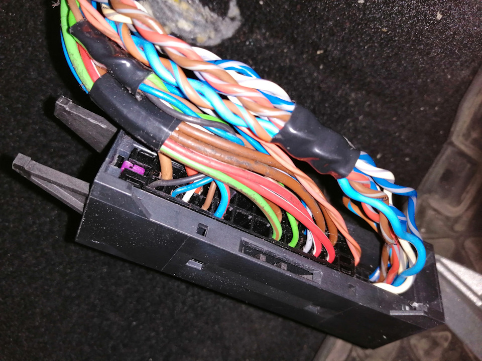 Dynaudio в Тигуан встановлений - частина 2/2 1