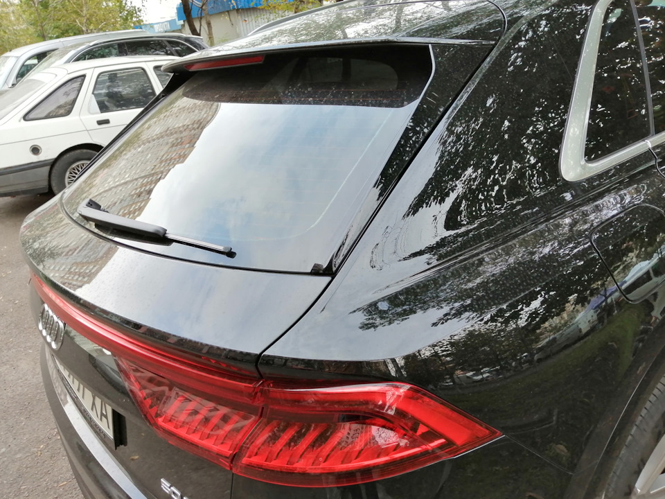 Накладки на заднє скло Tiguan 3