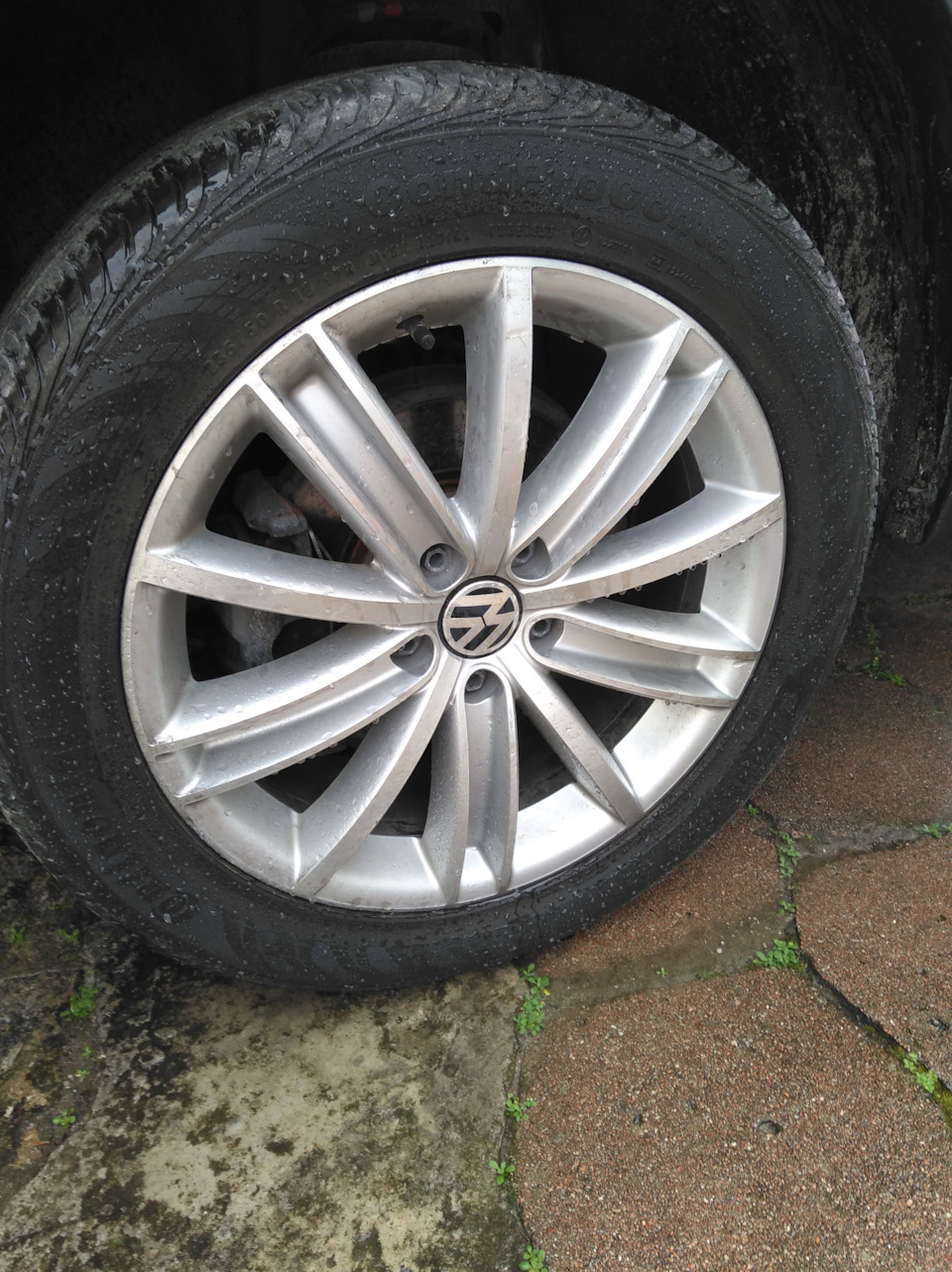 Gyeon Q2 Tire ефект через 2,5 місяці. 3