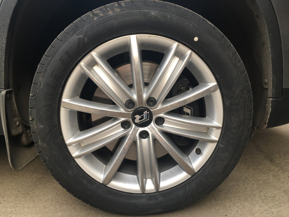 Літня гума GoodYear Eagle F1 Asymmetric 2 235\50\18 3