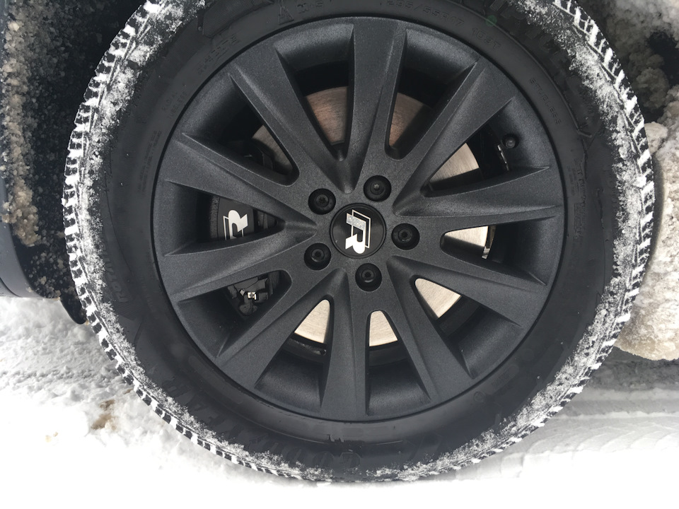 Зимові шини Goodyear UltraGrip Ice 2 235/55 R17 103T XL 2