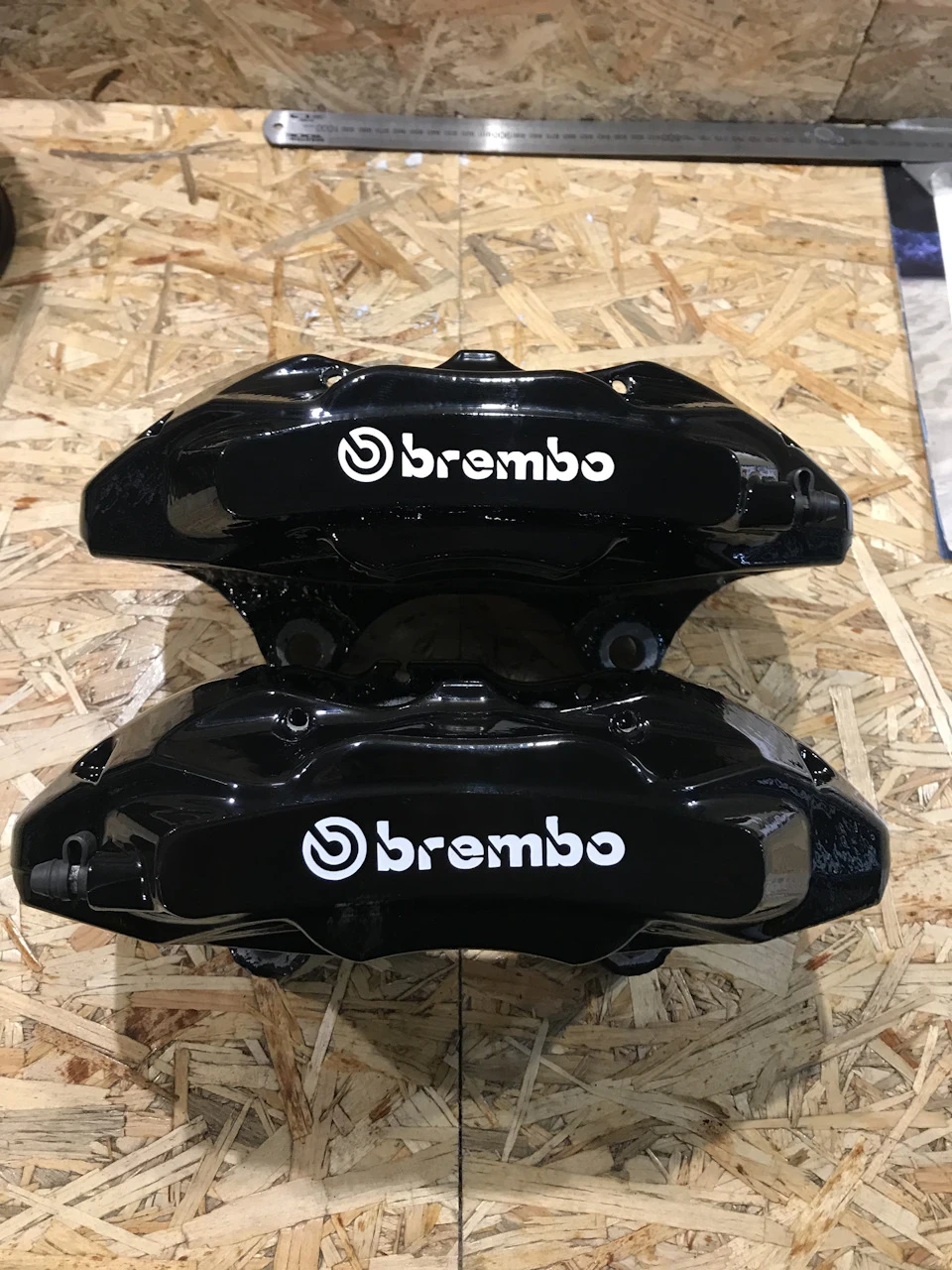 Передні гальма Brembo zr17