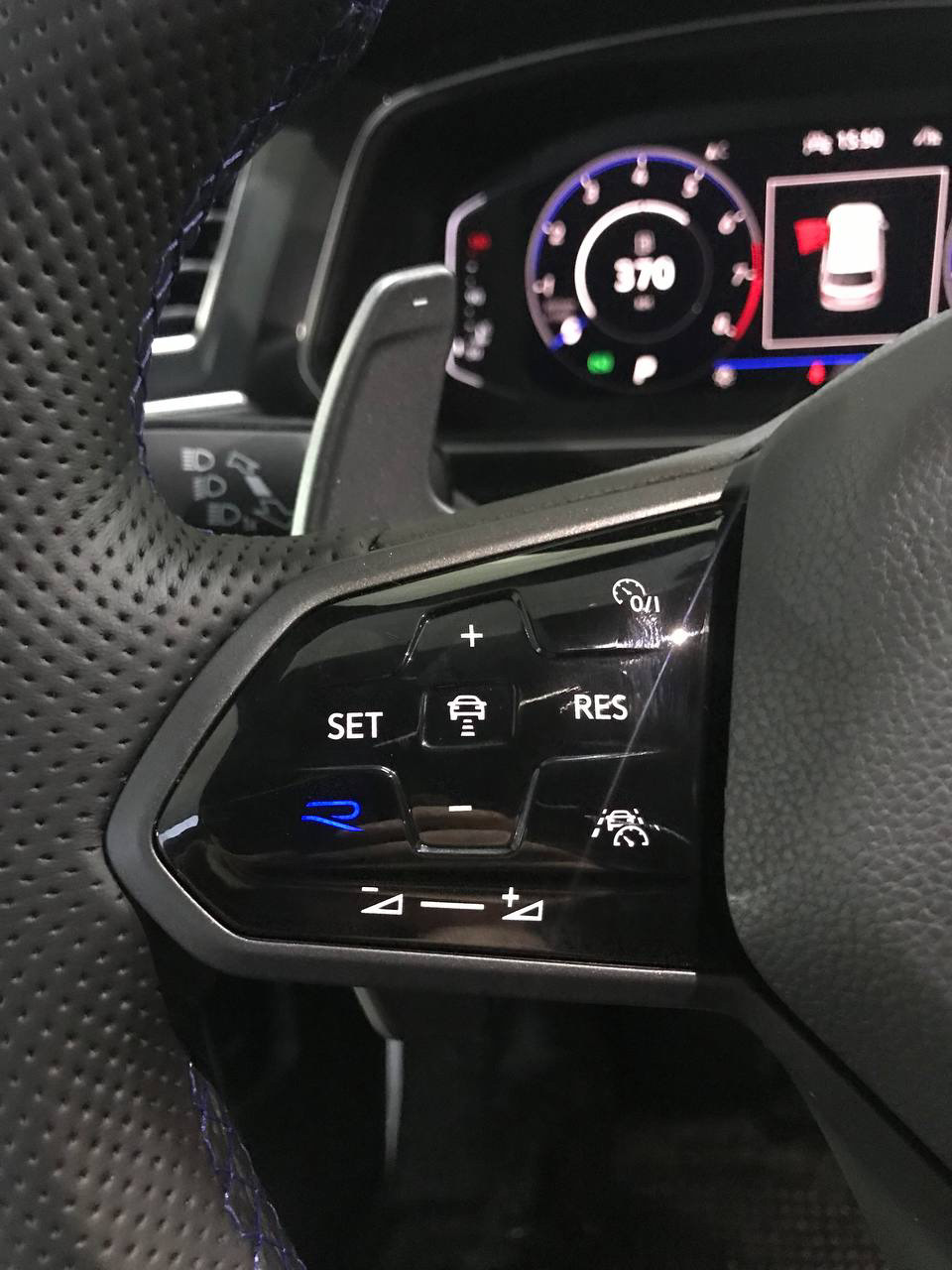 Tiguan R кермо. Частина 2 + ніштяки 1