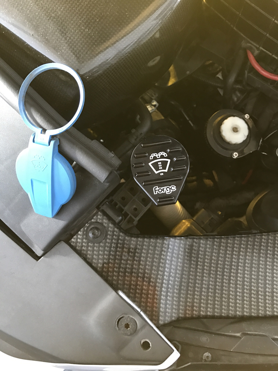 Фетіш. Крихи R8, Porsche, Forge. Жабо 3