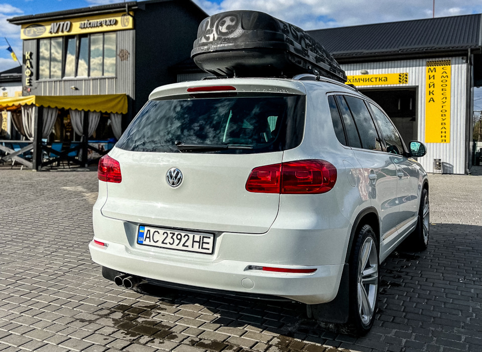 Clean Look позаду. Tiguan 1G 4