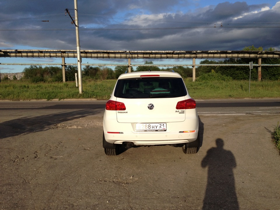 Фарбування чорного пластику в колір кузова. Tiguan 1G 5