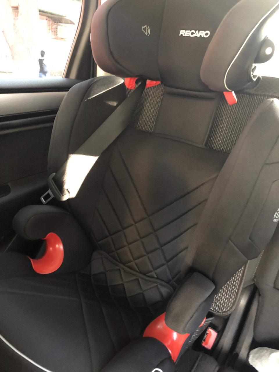 Автокрісло RECARO Monza Nova 2 Seatfix (Performance Black) 3
