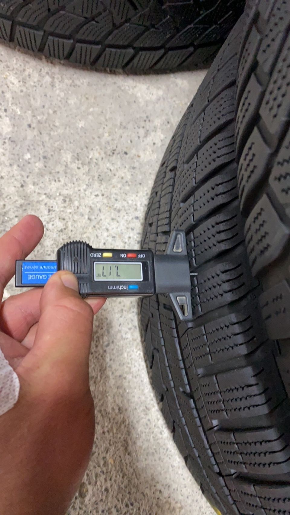 Hankook I*cept evo2 SUV 275/45 r20 3