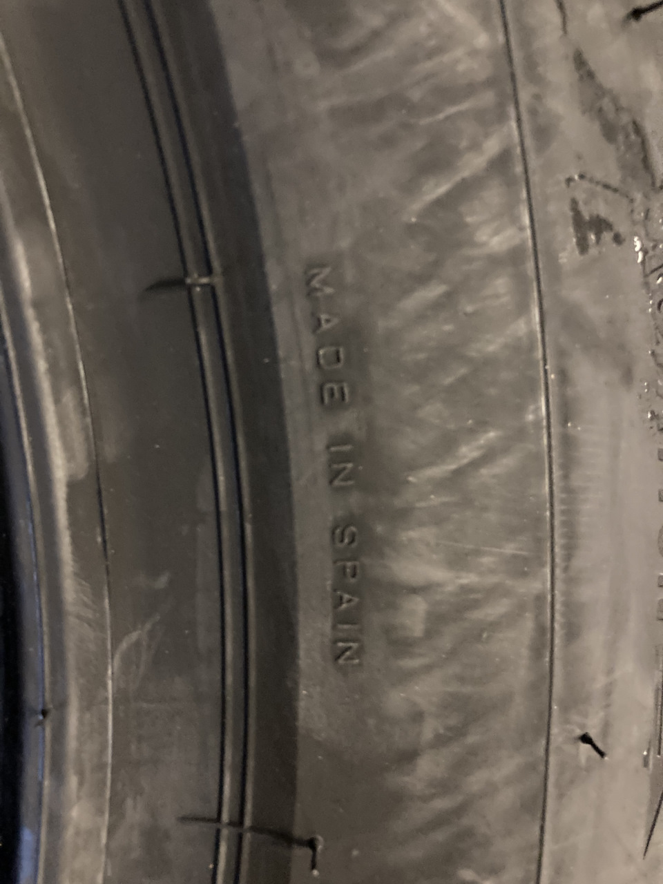Bridgestone Blizzak LM005 235/65 R17 108VXL 3