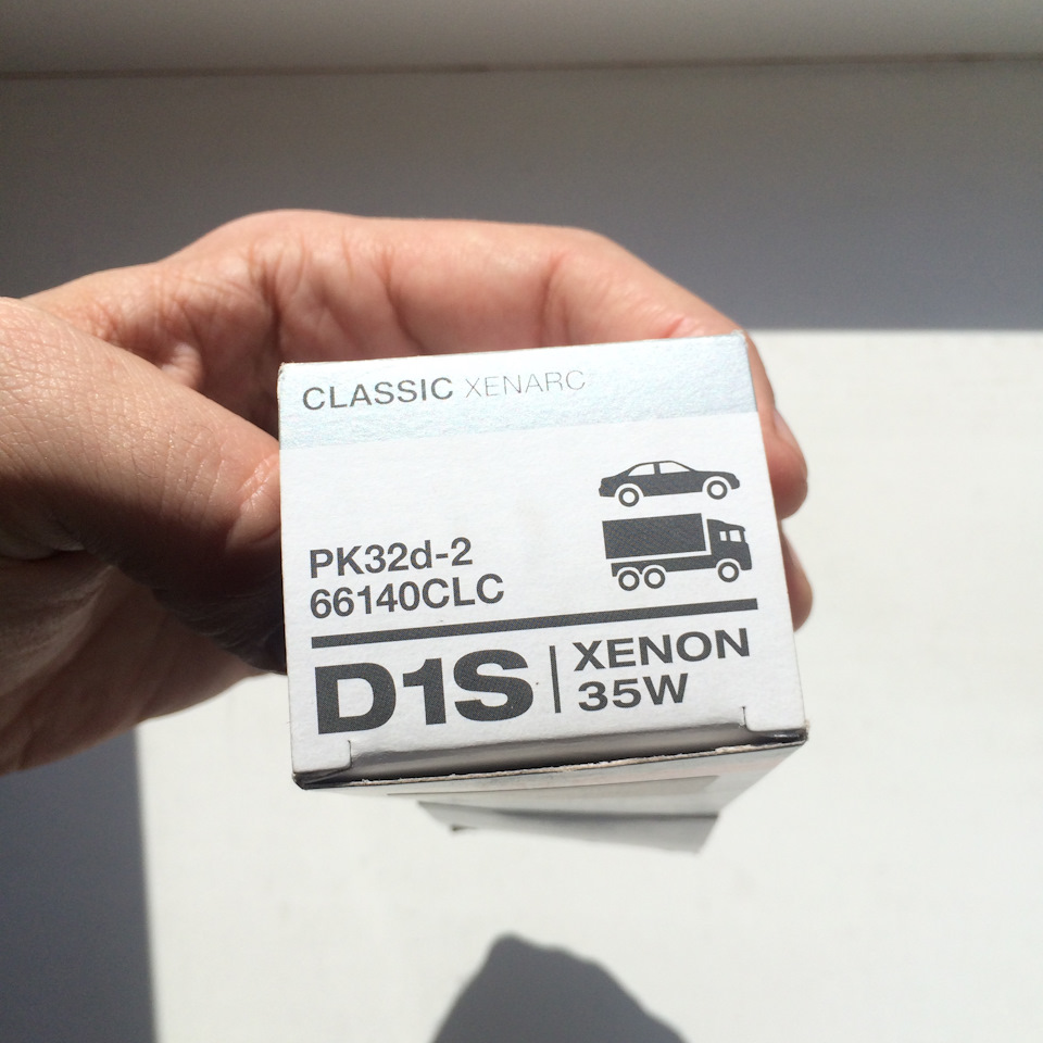Заміна ламп на OSRAM Clasic 66140CLC D1S 5