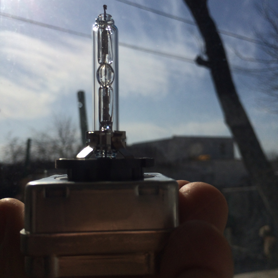 Заміна ламп на OSRAM Clasic 66140CLC D1S 4