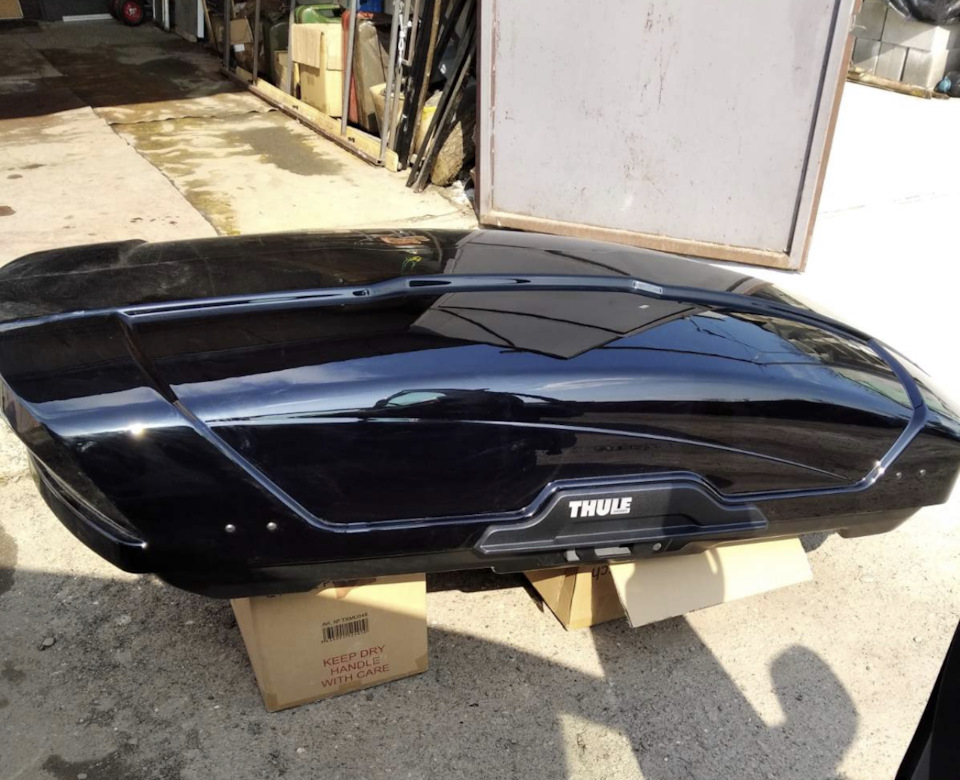 Обклеювання бронеплівкою боксу Thule Motion XT L Black 1
