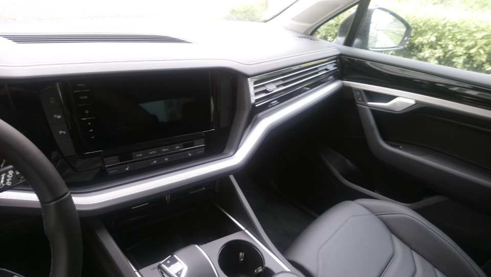 Перші враження від VW Toureg 2